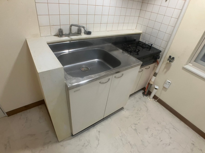 キッチン　洗い場が大きくて洗い物もしやすそうです。