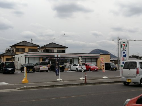コンビニ　セブンイレブン 高松十川西町店（コンビニ）まで983m