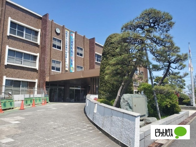 役所　八潮市役所（役所）まで406m