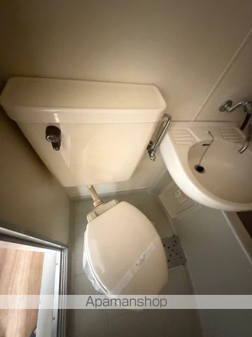 ＪＲ東海道本線 浜松駅 徒歩10分 9階建 築37年のトイレ写真