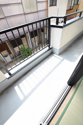バルコニー　ベランダ
