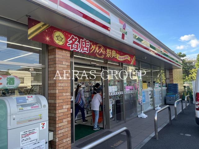 コンビニ　セブン-イレブン 大田区南六郷２丁目店（コンビニ）まで581m