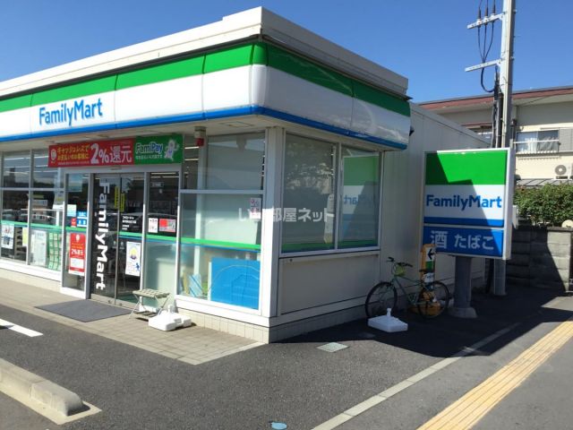 コンビニ　ファミリーマート 藤沢湘南台四丁目店（コンビニ）まで377m