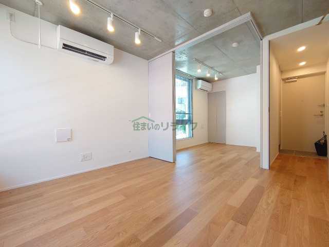 居室・リビング　別室参照