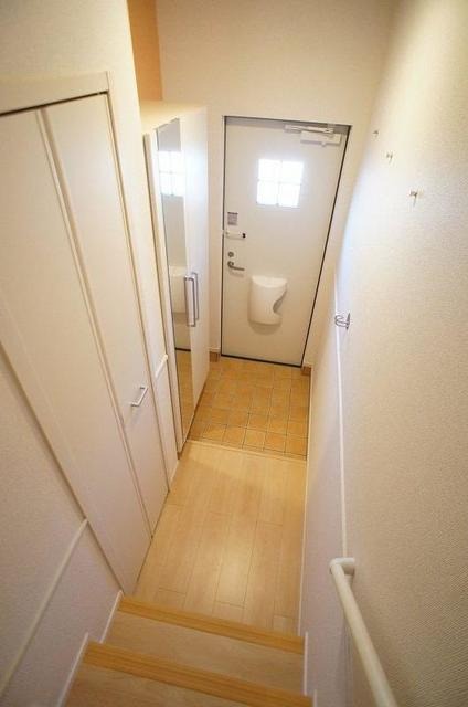 玄関　図面と現状に相違がある場合には現状を優先