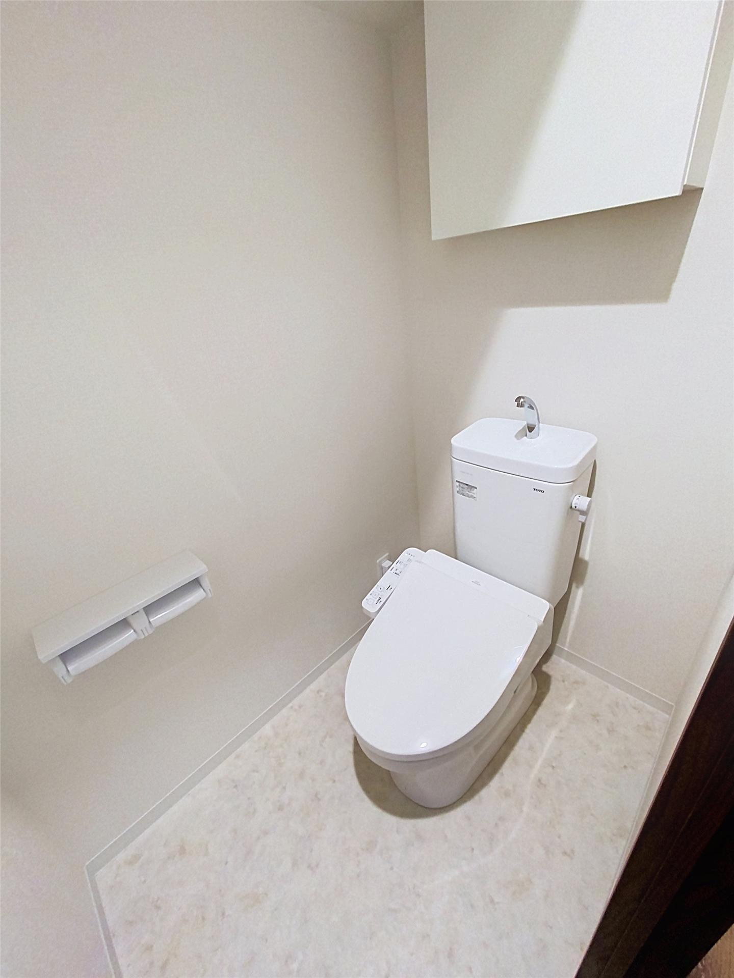 トイレ　別のお部屋の写真を使用しています。