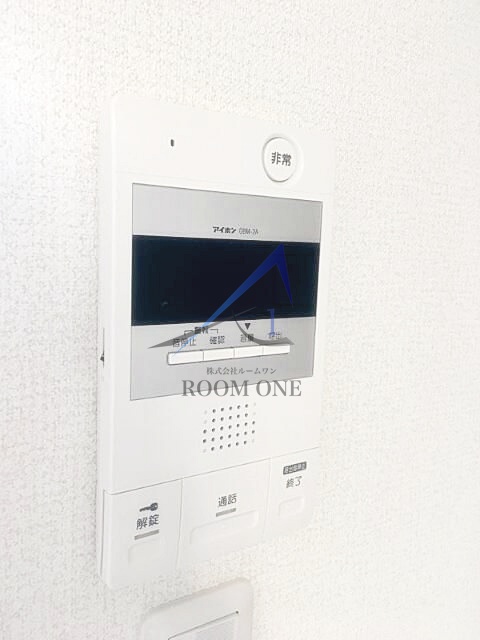 セキュリティ　モニター付きインターホンです。