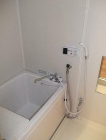 バス・シャワールーム　別部屋の参考写真