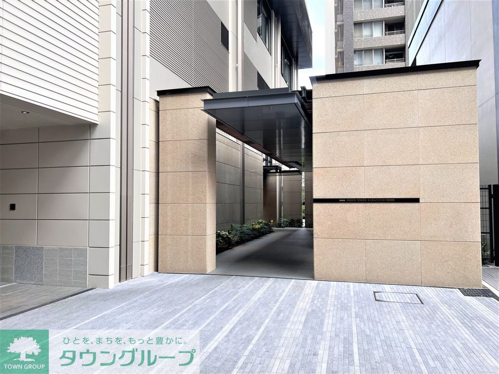 建物外観　エントランスゲートアプローチ