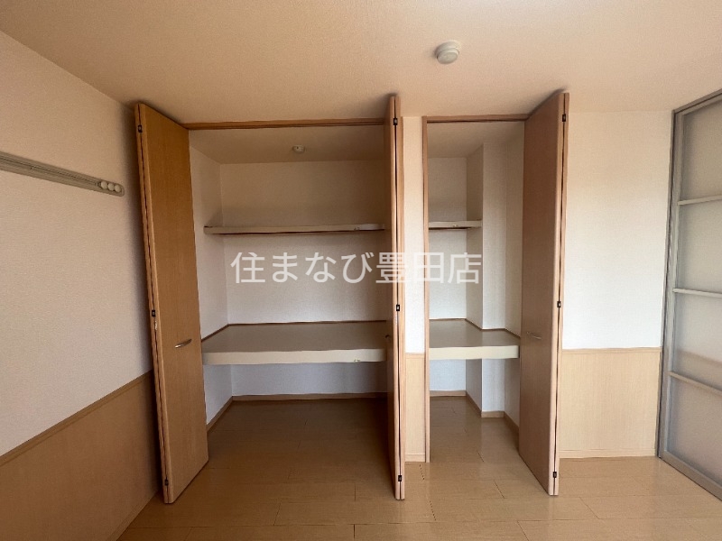 収納　同型別部屋写真