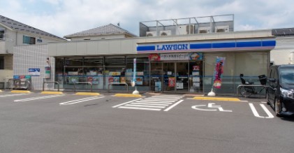 コンビニ　ローソン 羽村緑ヶ丘二丁目店（コンビニ）まで758m