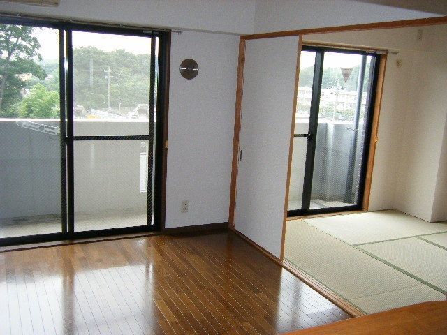 居室・リビング　☆大型３ＬＤＫ☆