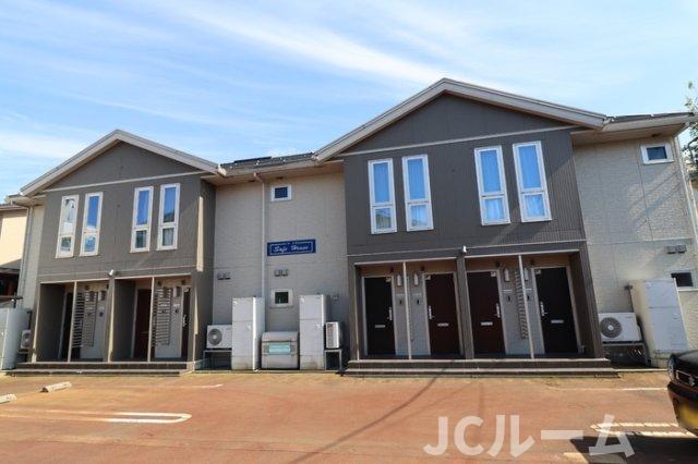 建物外観　落ち着いた住宅街の中にあります☆