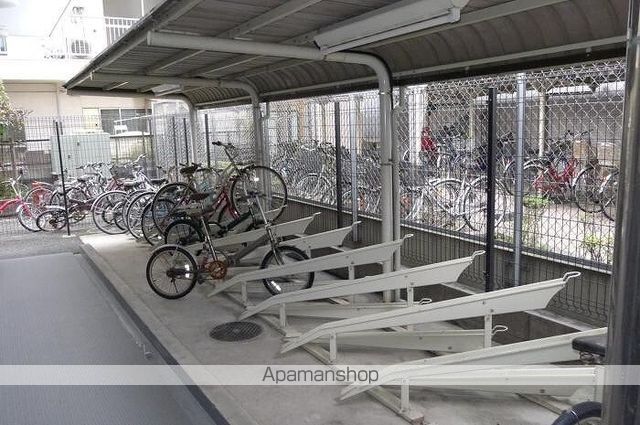 東急池上線 戸越銀座駅 徒歩4分 11階建 築29年の外観写真