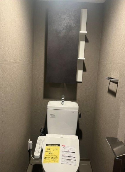 東急東横線 学芸大学駅 徒歩11分 7階建 築2年のトイレ写真