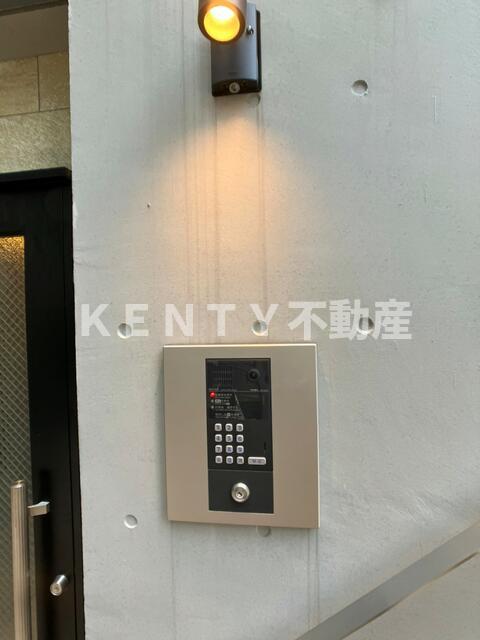エントランス　清潔なエントランスです