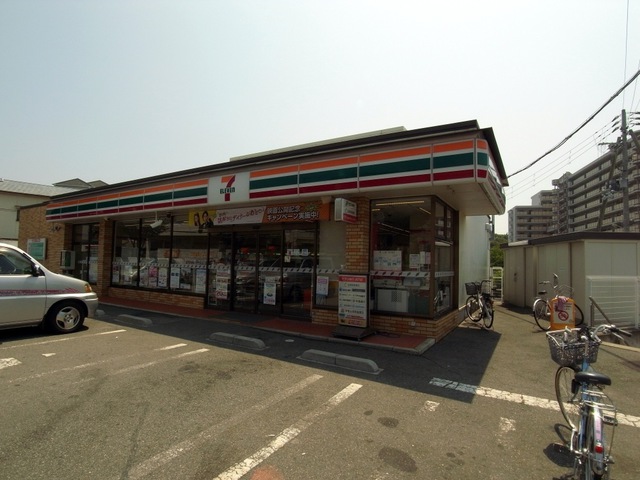 コンビニ　セブンイレブン 神戸舞子坂1丁目店（コンビニ）まで77m