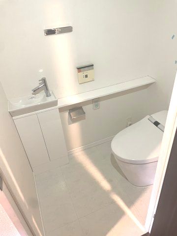 トイレ　ゆったりとした空間のトイレです