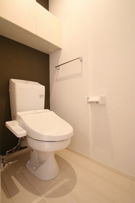 D-room筑紫通り 弐番館のトイレ写真