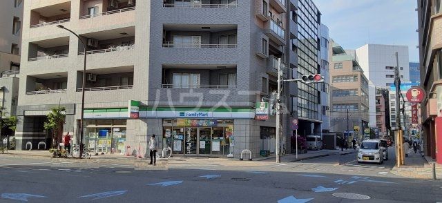 コンビニ　ファミリーマート 立川柴崎町店（コンビニ）まで220m