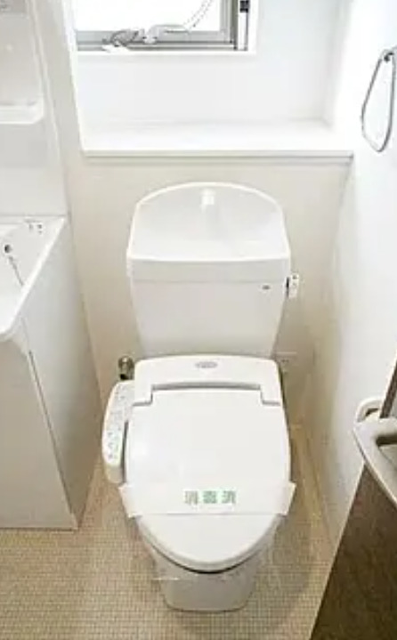 トイレ　トイレ