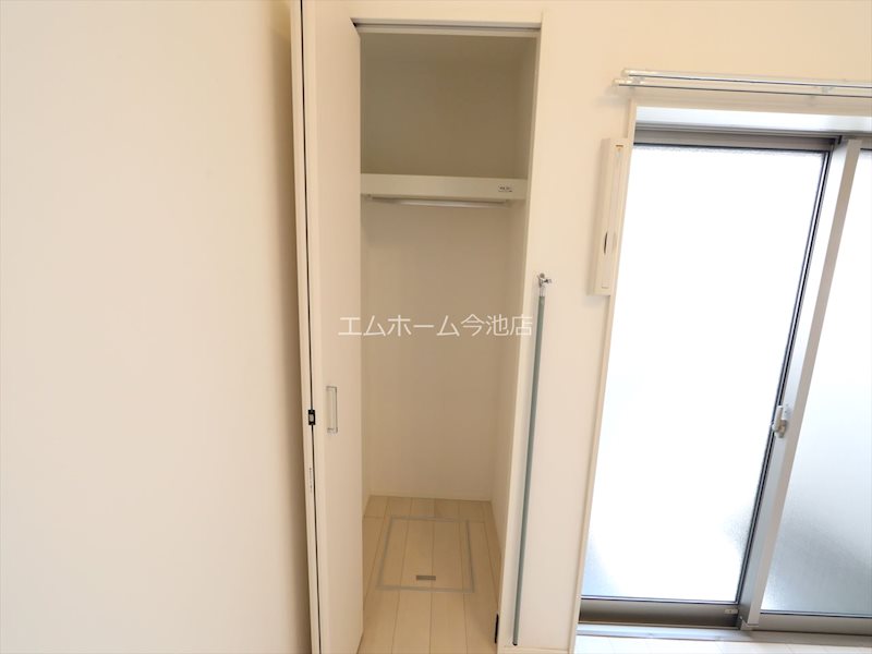 収納　クローゼット（収納充実しています）同仕様写真