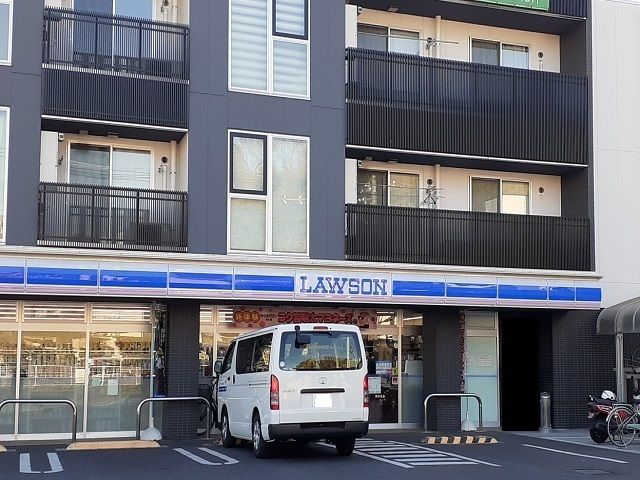 コンビニ　ローソン宮前野川店（コンビニ）まで300m