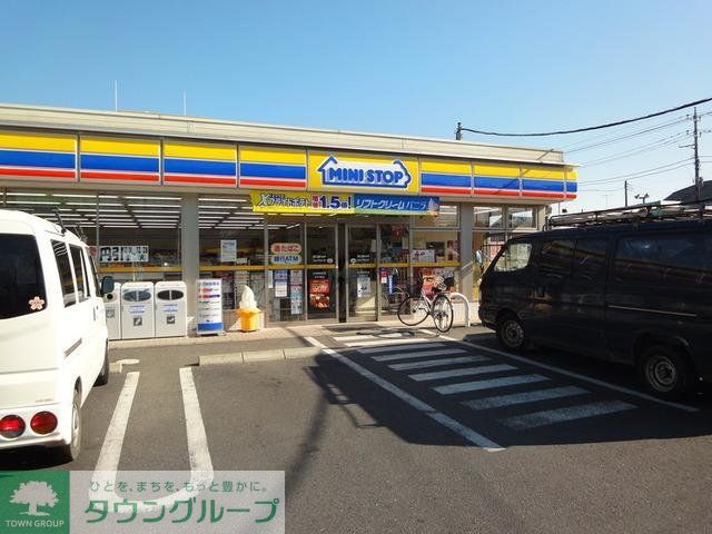 コンビニ　ミニストップ（コンビニ）まで540m