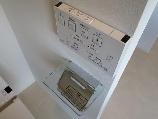 ＪＲ総武線 錦糸町駅 徒歩7分 13階建 築7年のトイレ写真