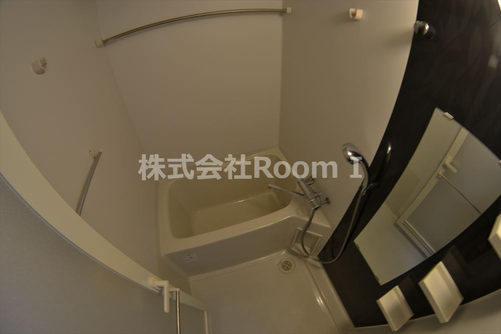 ララプレイス大手通LDの風呂写真