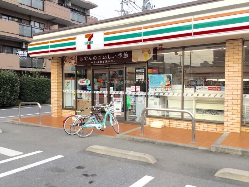 コンビニ　セブンイレブン日野万願寺2丁目店（コンビニ）まで560m
