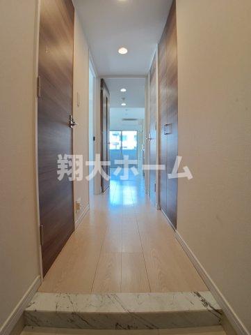 ＪＲ総武線 錦糸町駅 徒歩10分 9階建 築14年の玄関写真