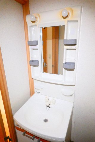 ＪＲ青梅線 昭島駅 徒歩3分 5階建 築21年の内装写真