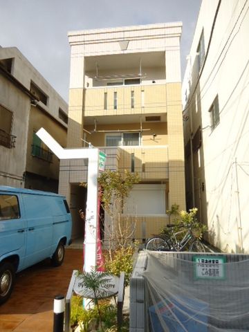 BRINDDLE COURTの外観写真