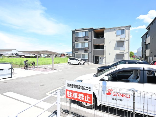 ＪＲ関西本線 奈良駅 バス乗車時間：15分 最寄りバス停で下車 徒歩3分 3階建 築2年のその他写真