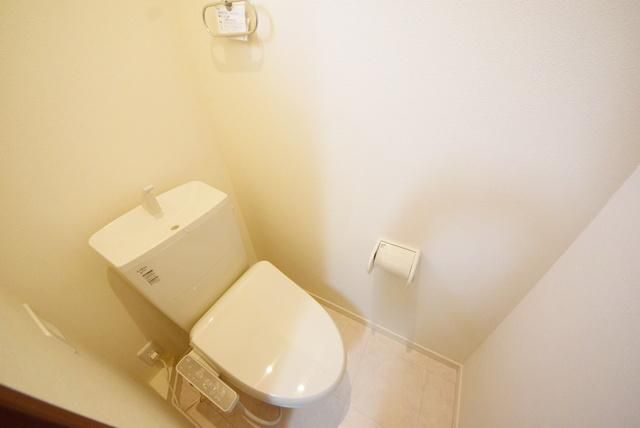 トイレ　★ウォシュレット付のトイレです★
