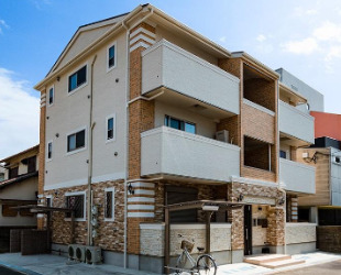 QREAL野崎