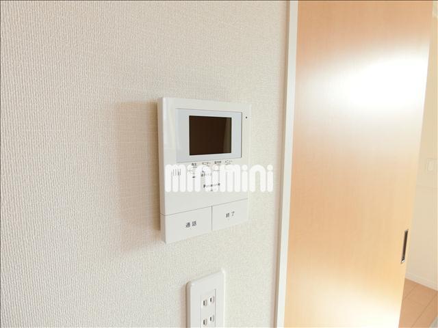 セキュリティ　突然の来客時もＴＶモニターホンでしっかり確認。
