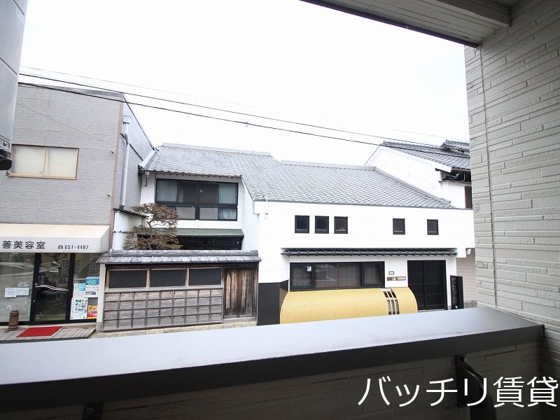 バルコニー　※別号室イメージの為、現状を優先致します