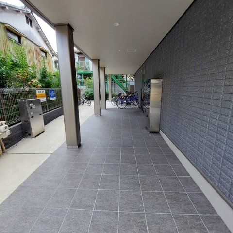 エントランス　毎日通るエントランス♪