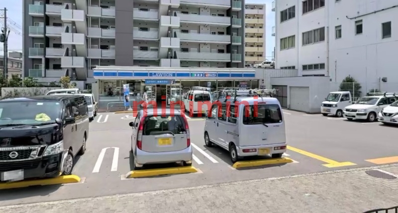 コンビニ　ローソン南金田二丁目店（コンビニ）まで666m