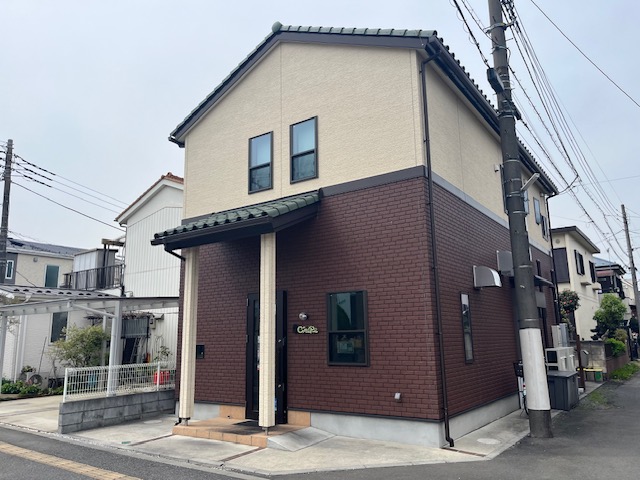 飲食店　クレープ（飲食店）まで477m