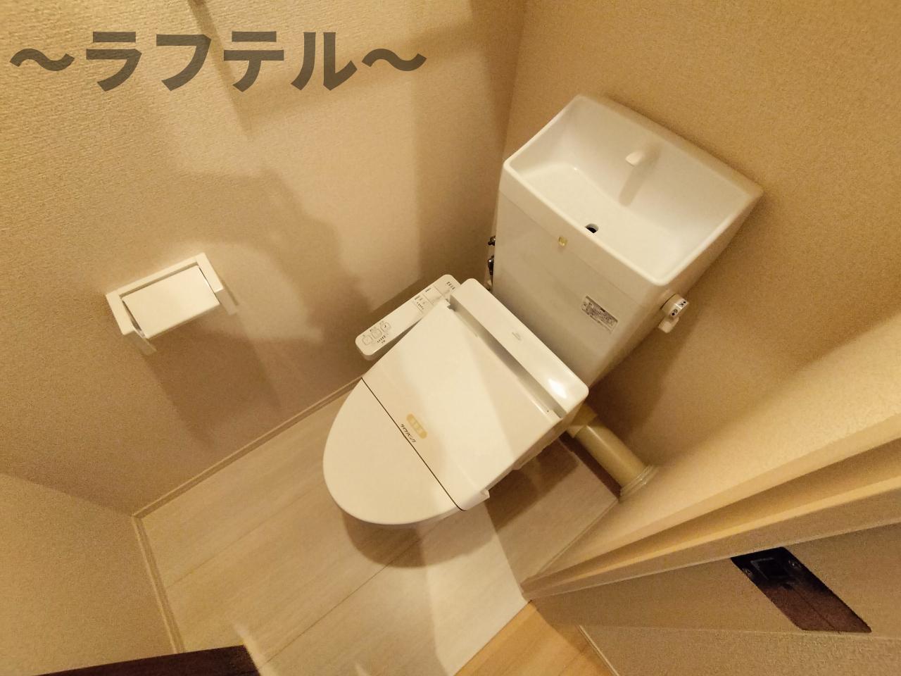 トイレ　別部屋イメージ写真