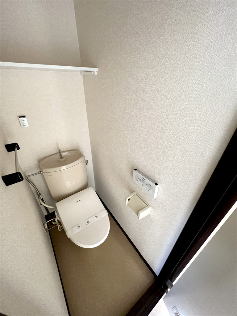 フラット・ハマのトイレ写真