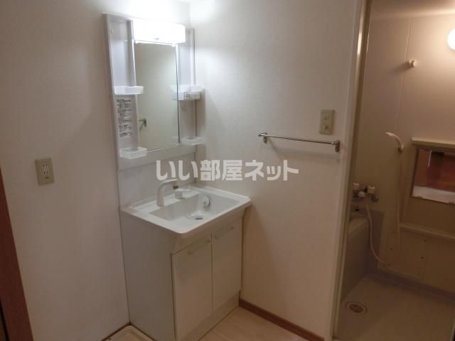 ルネッサ足原の内装写真