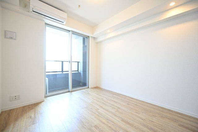 居室・リビング　※同タイプの別のお部屋です。
