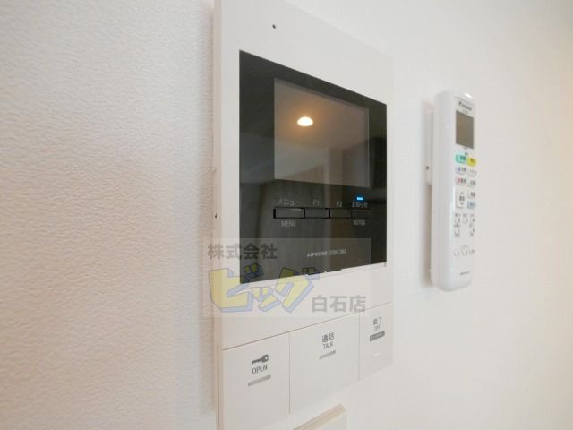 セキュリティ　防犯面で安心のＴＶモニターホン設備が付いています♪