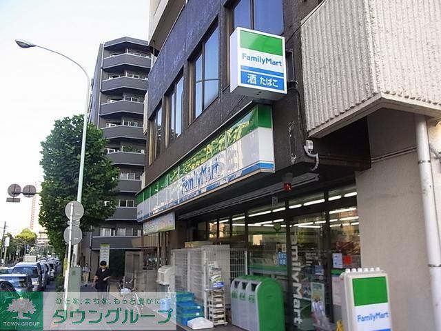 コンビニ　ファミリーマート（コンビニ）まで260m