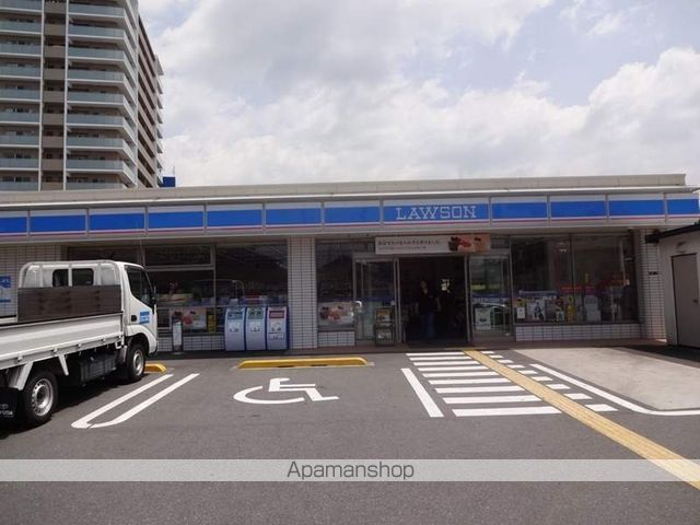 コンビニ　ローソン（コンビニ）まで257m
