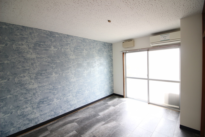 コ-ポ深谷の居間写真